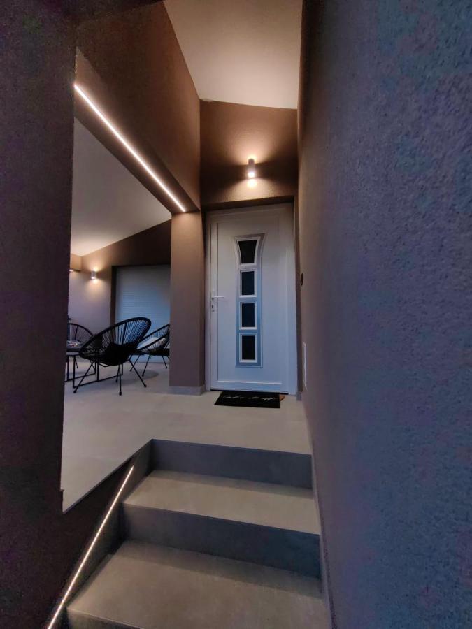 Ražanac Apartment 4Reasons מראה חיצוני תמונה